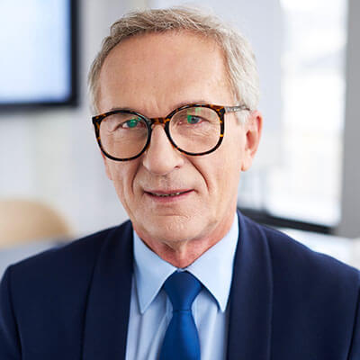 manager, Daryl Robertson's bio image